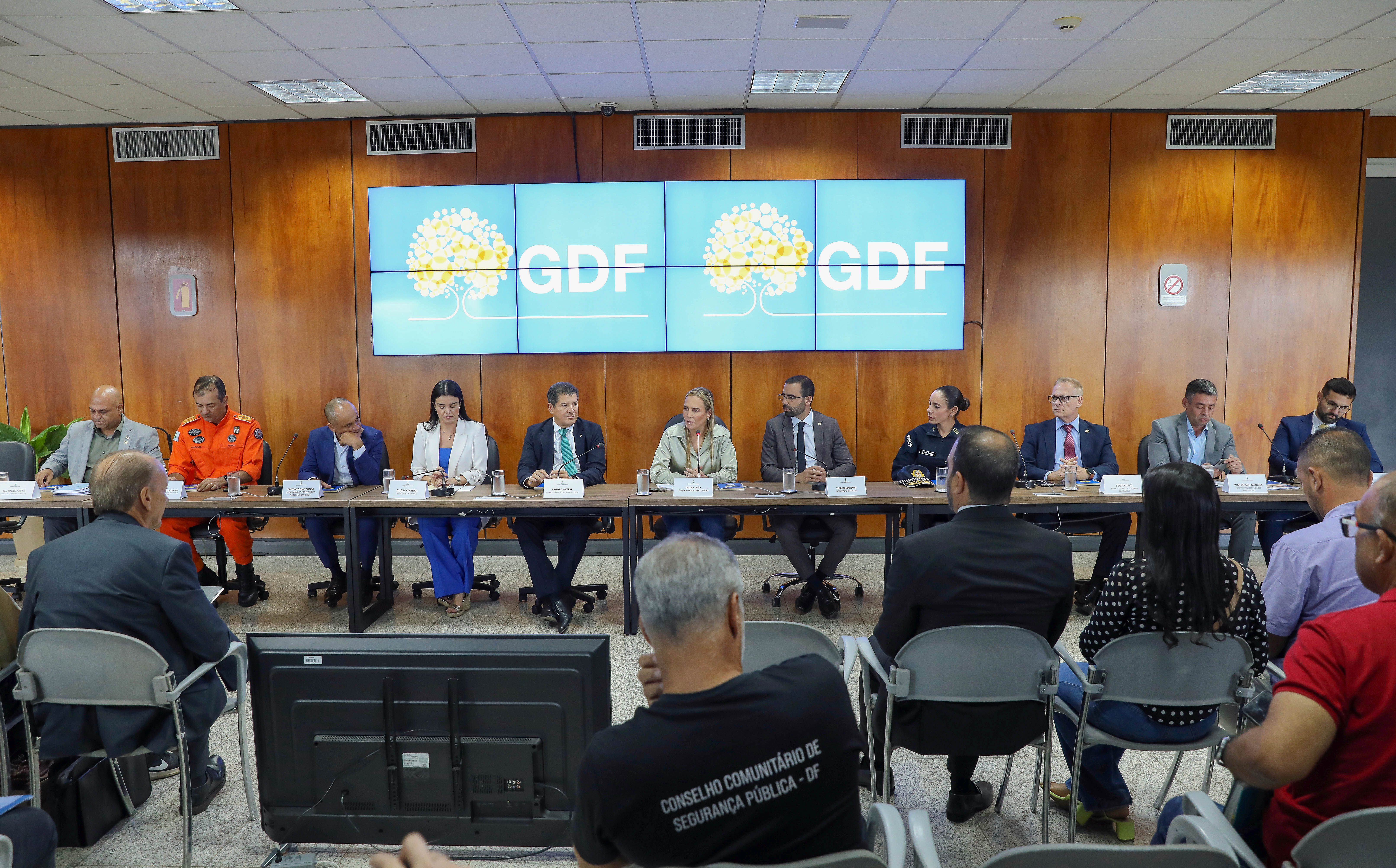 GDF discute demandas dos Conselhos Comunitários de Segurança em reunião no Palácio do Buriti