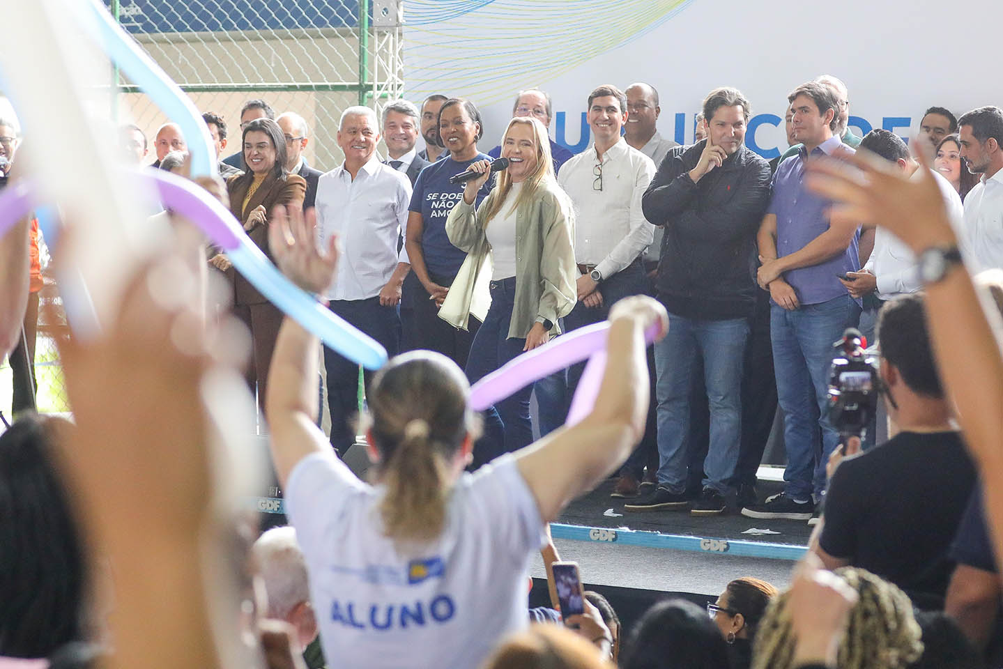 QualificaDF Móvel forma 580 profissionais e aproxima alunos do mercado de trabalho