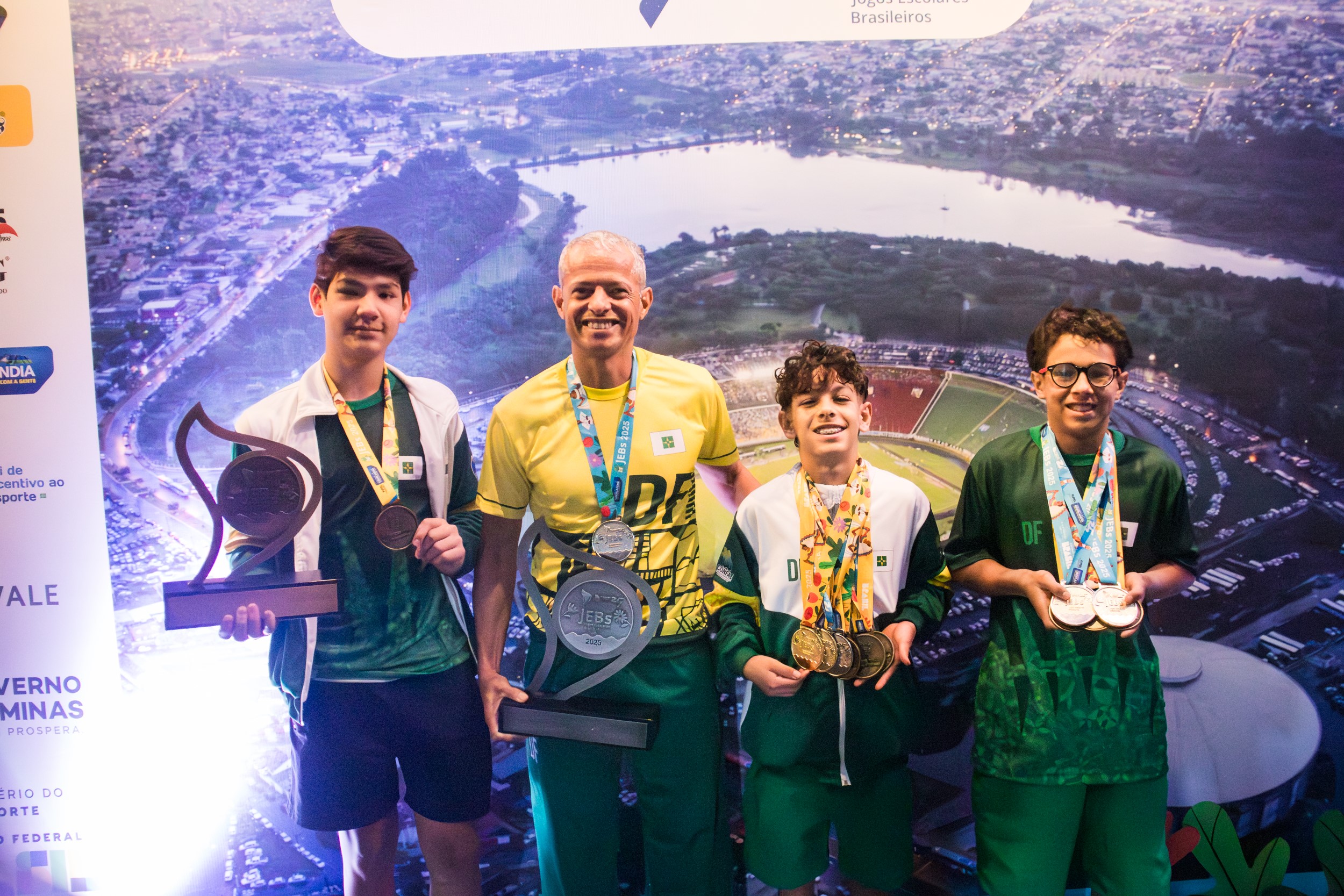 Ginastas do DF conquistam dez medalhas nos Jogos Escolares Brasileiros 2025