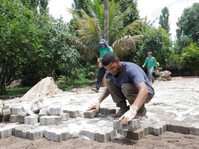 Comunidade do Sol Nascente/Pôr do Sol celebra a chegada da pavimentação nas ruas