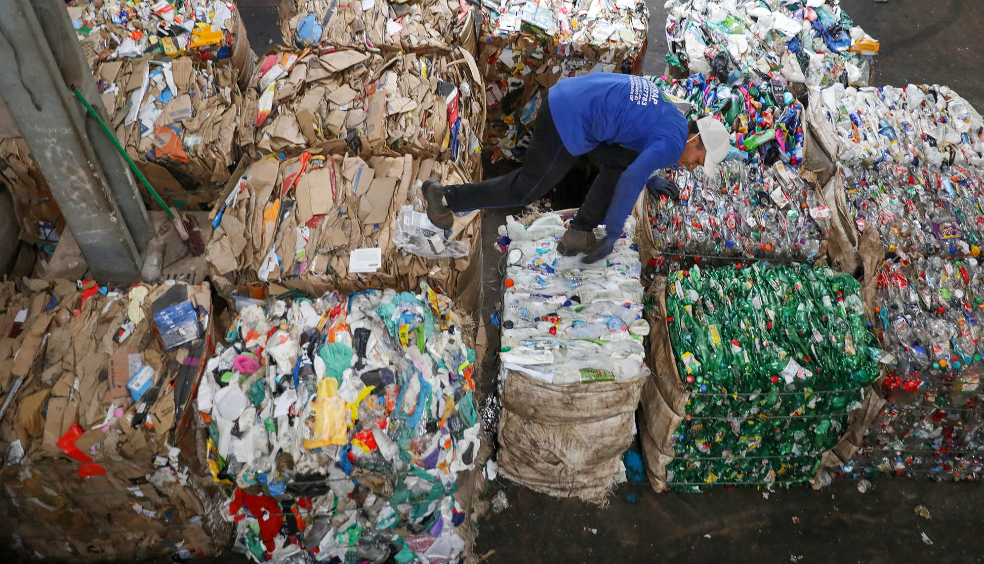 Com 48,5 mil toneladas de recicláveis recolhidas neste ano, coleta seletiva alcança 90% da população urbana do DF