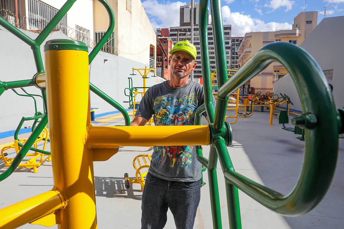 RenovaDF transforma espaços públicos do DF e muda histórias de vida com capacitação profissional