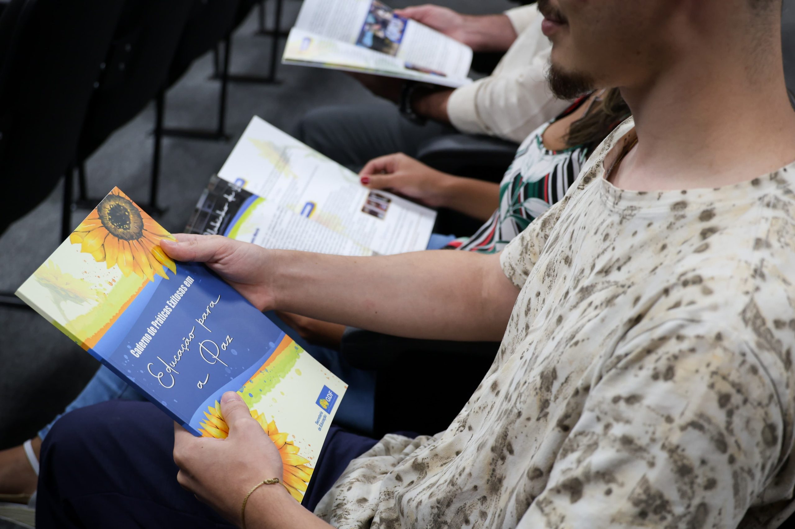 Oficina promove cultura de paz nas regionais de ensino