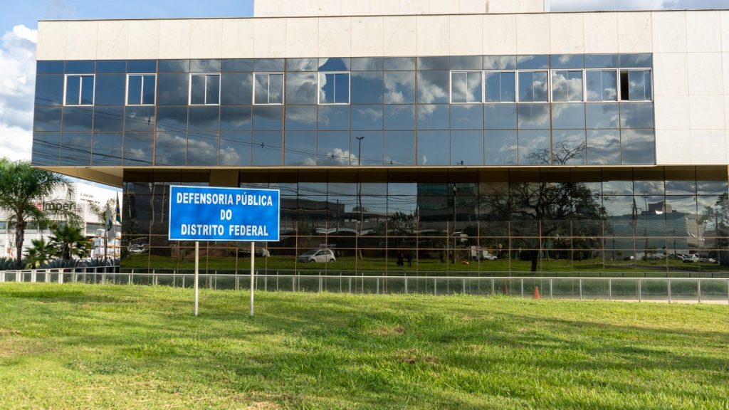 Sistema da Defensoria Pública do DF organiza mais de 10 mil peças jurídicas em um ano