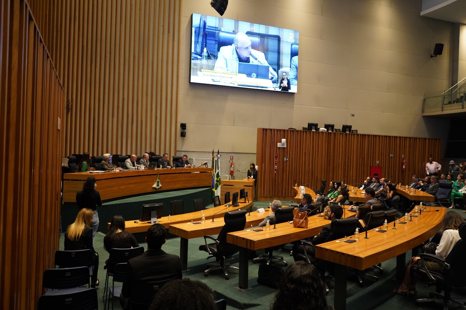 Dia da Defensoria Pública do DF tem sessão solene na Câmara Legislativa