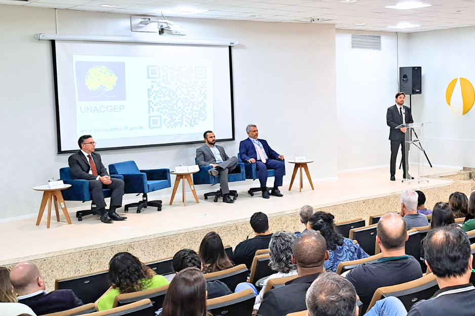 Representantes de comissões de ética do GDF participam de capacitação presencial