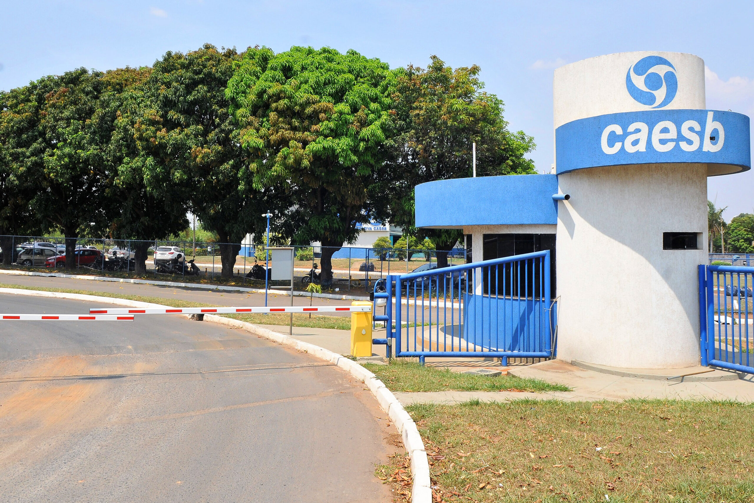 Caesb recebe o selo Empresa Parceira da Família