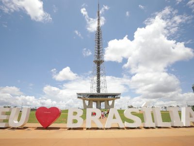 Acima da média nacional, DF registra entrada de 6,2 mil estrangeiros em julho