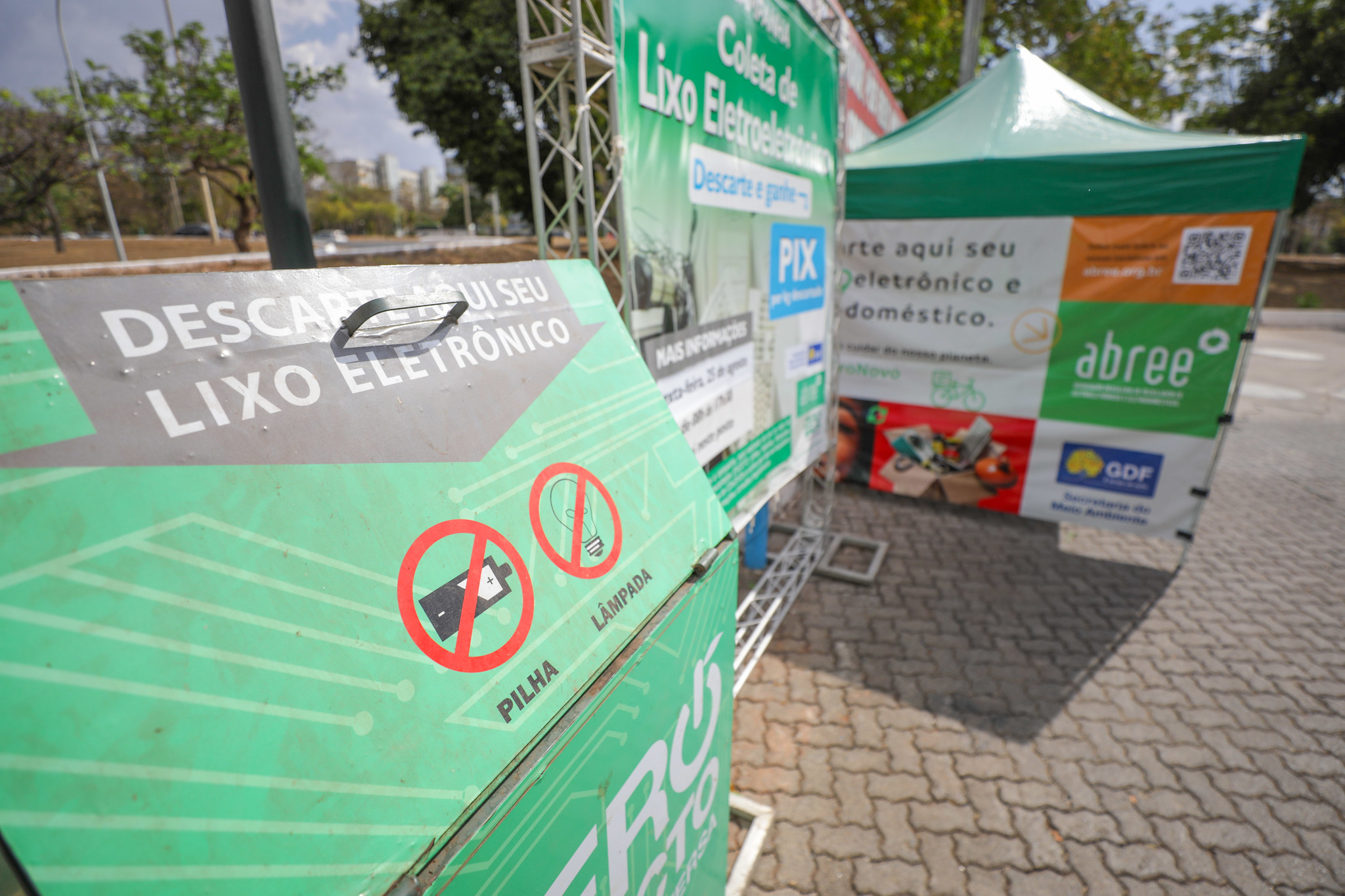 Descarte de eletroeletrônicos bate recorde nos pontos de entrega voluntária do DF