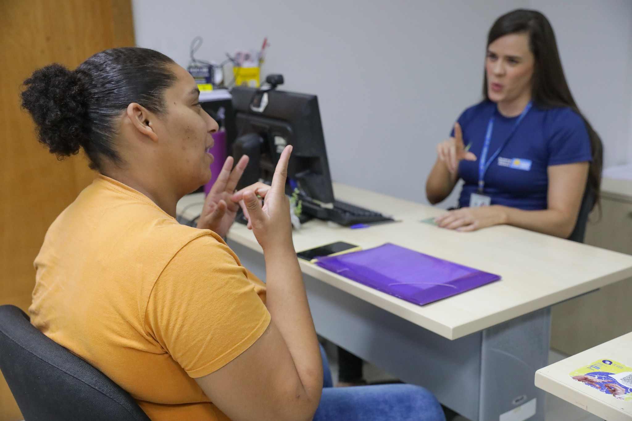 GDF oferece atendimentos online e presencial em Língua Brasileira de Sinais