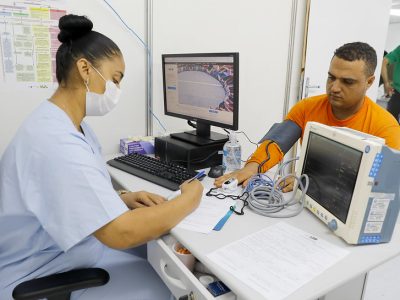 Autorizada a contratação de 492 profissionais da saúde para rede pública