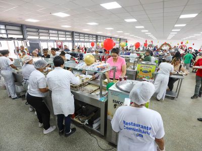 Atrações musicais e Papai Noel vão agitar a ceia natalina do Restaurante Comunitário de Samambaia Expansão