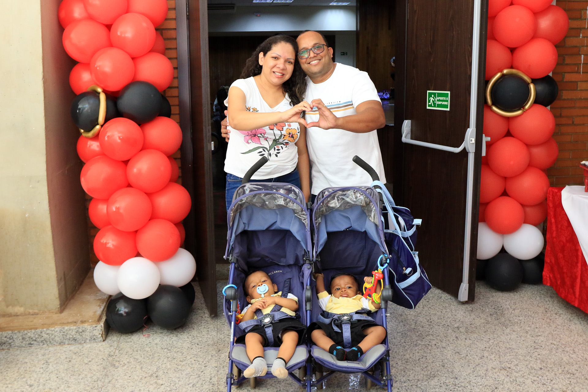 Pais e mães comemoram sucesso de tratamento na Reprodução Humana do Hmib