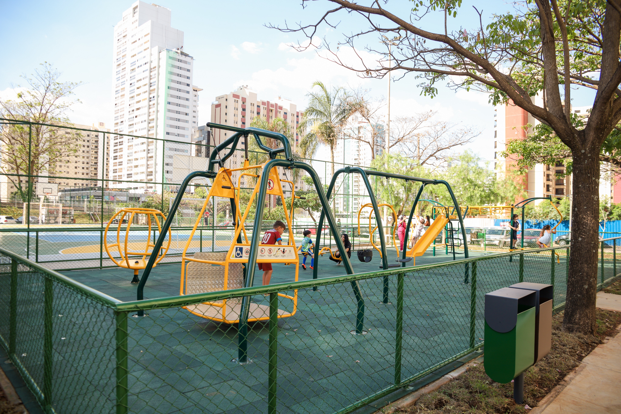 Parceria entre GDF e iniciativa privada reforma Praça Quero-Quero, em Águas Claras