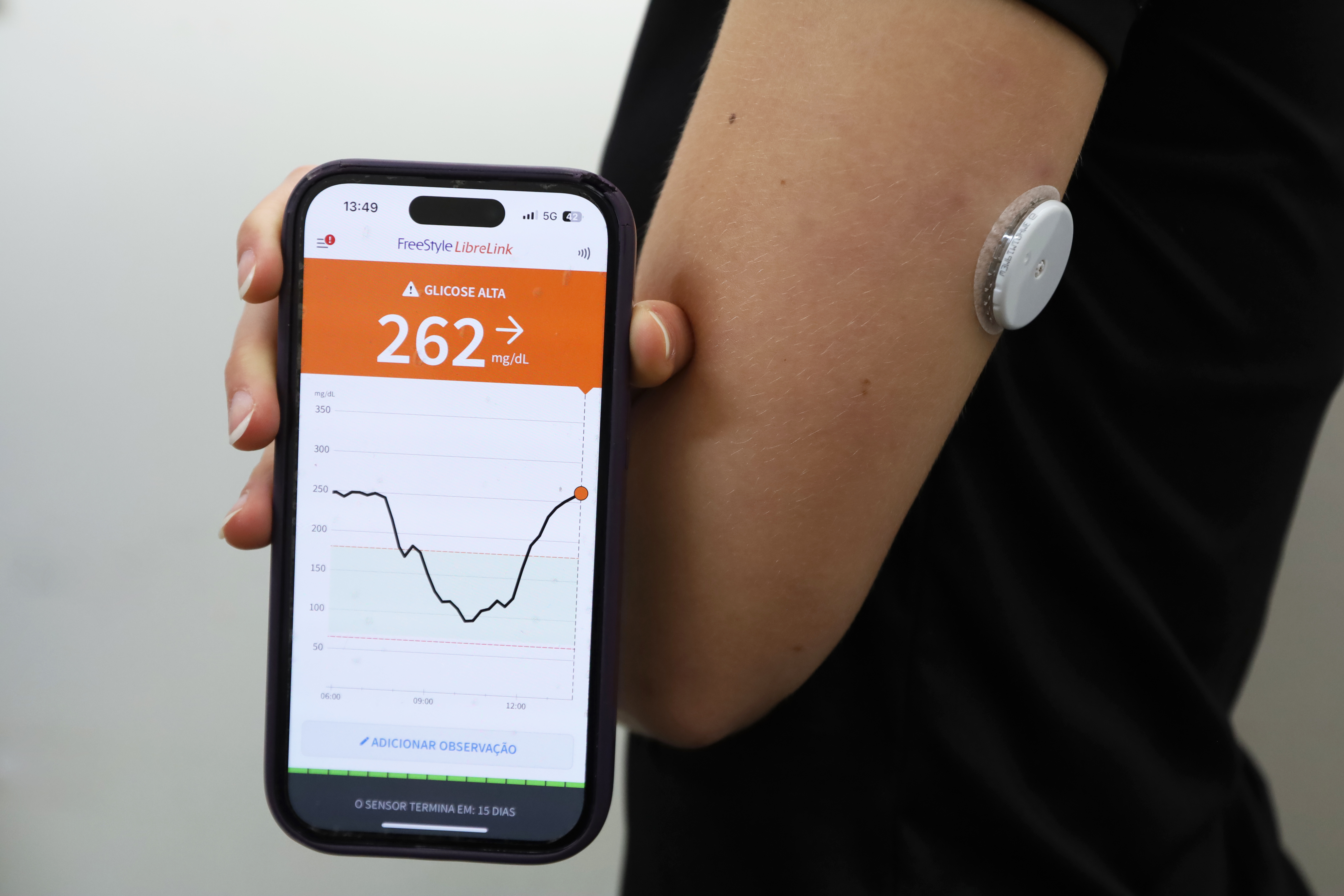 Capa da Matéria: Pacientes com diabetes acompanham em tempo real os níveis de glicose no sangue