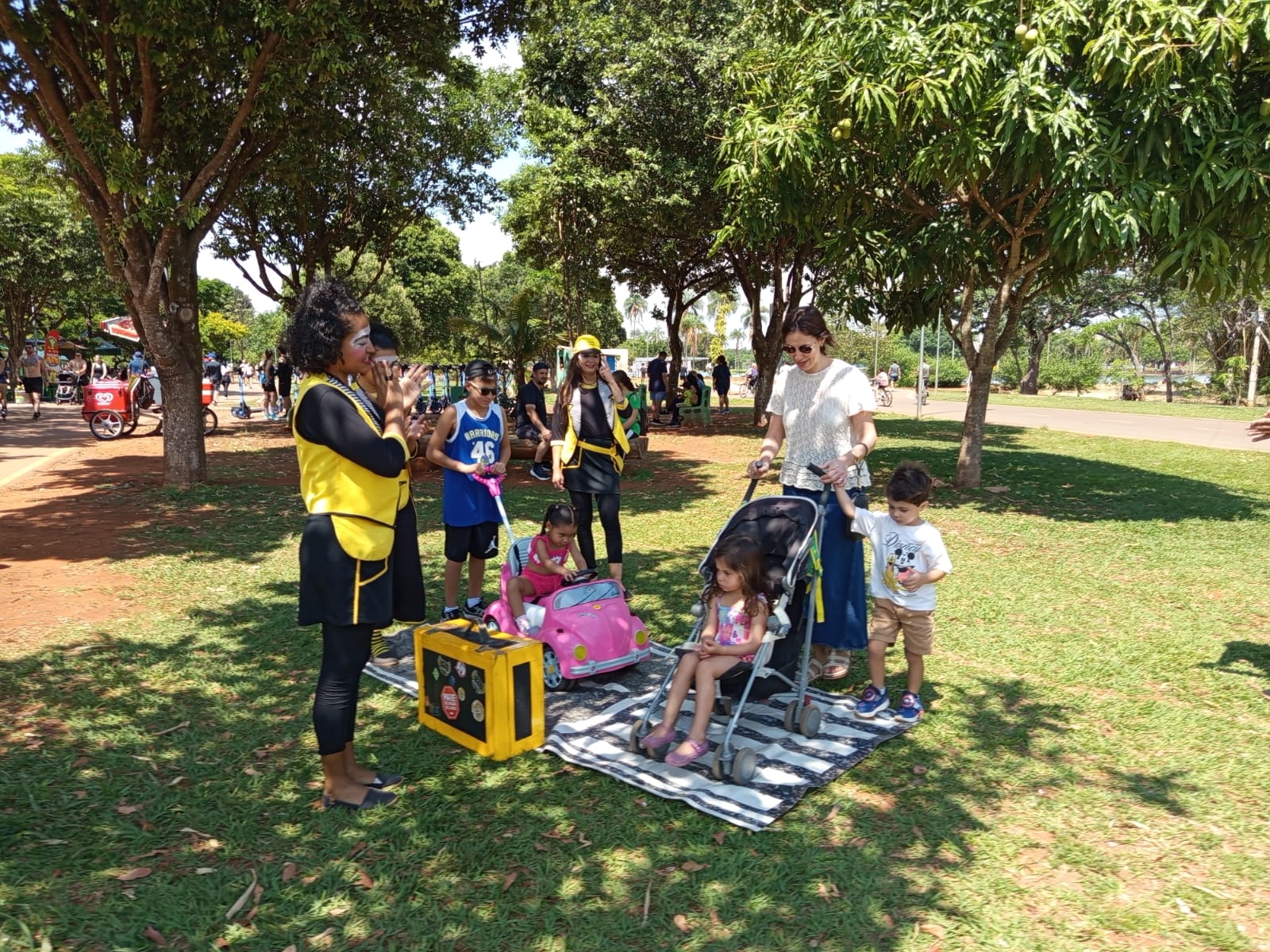 Cerca de 1,8 mil pessoas foram impactadas pelas ações educativas de trânsito no fim de semana