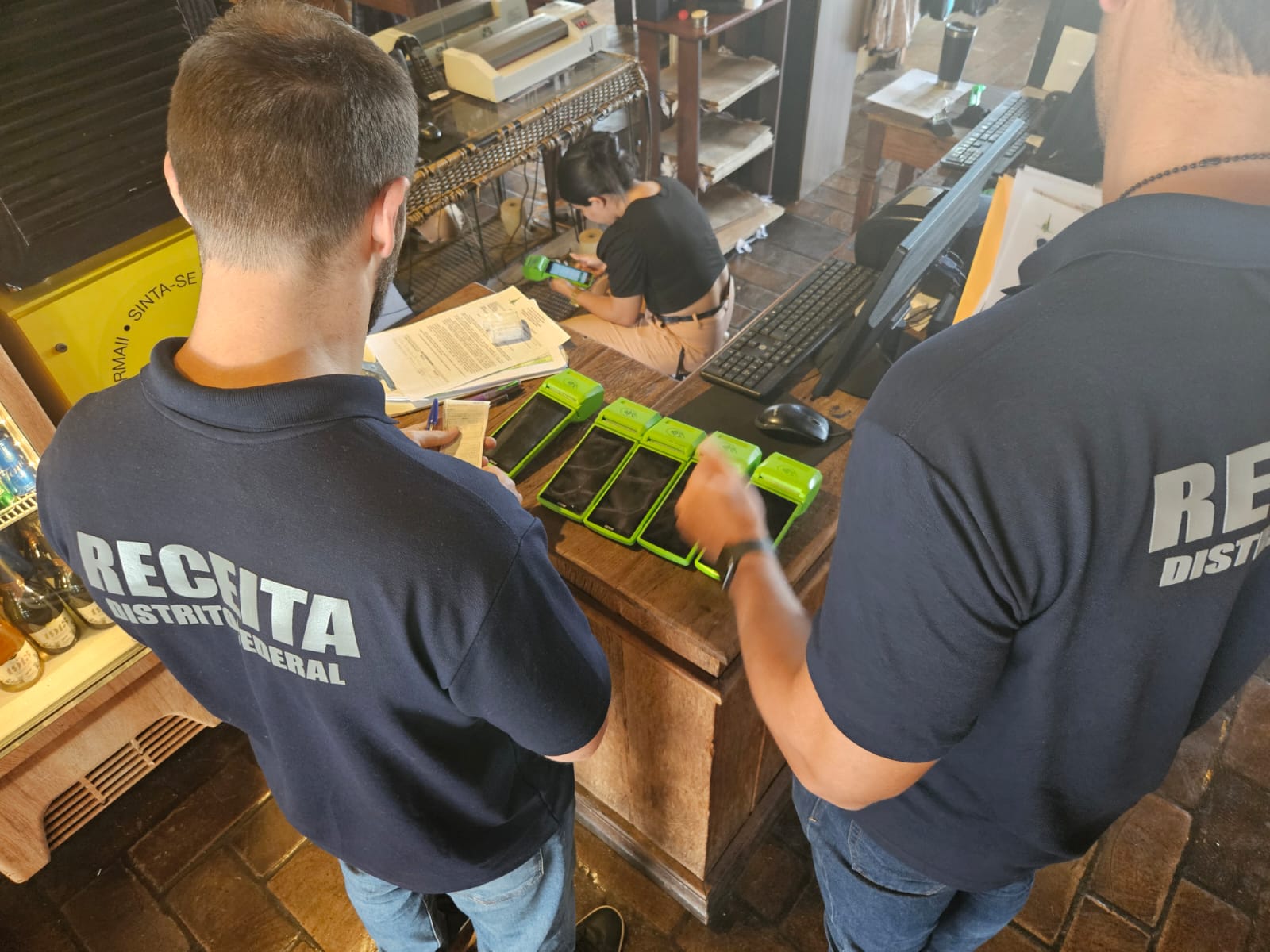 Dez restaurantes do Lago Sul são fiscalizados por recolhimento do ICMS