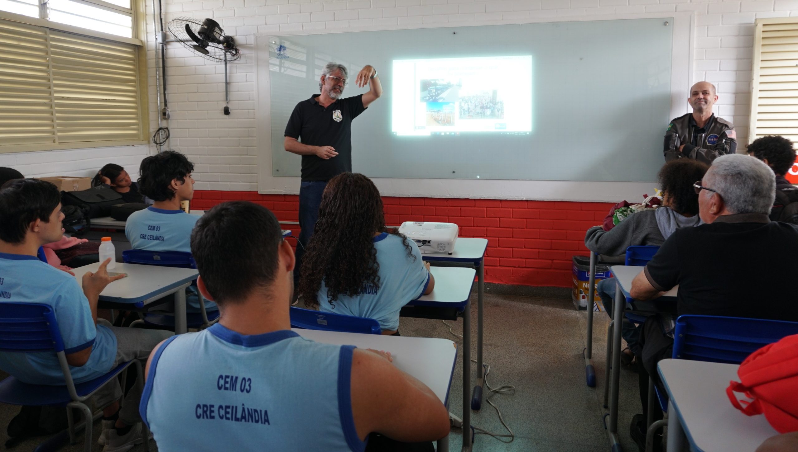 Programa leva conceito de cidadania ao Centro de Ensino Médio n° 03 de Ceilândia
