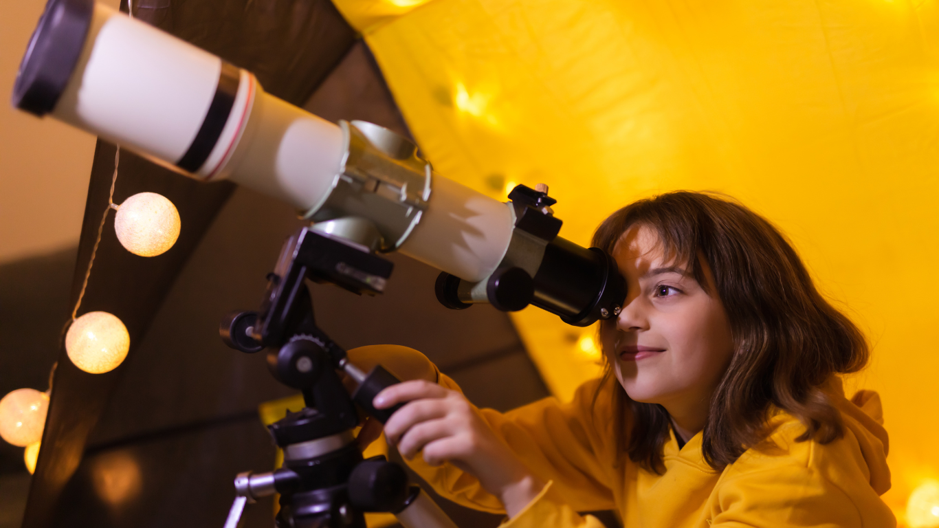 Projeto Planetário Itinerante leva astronomia e tecnologia a estudantes de escolas públicas de Santa Maria