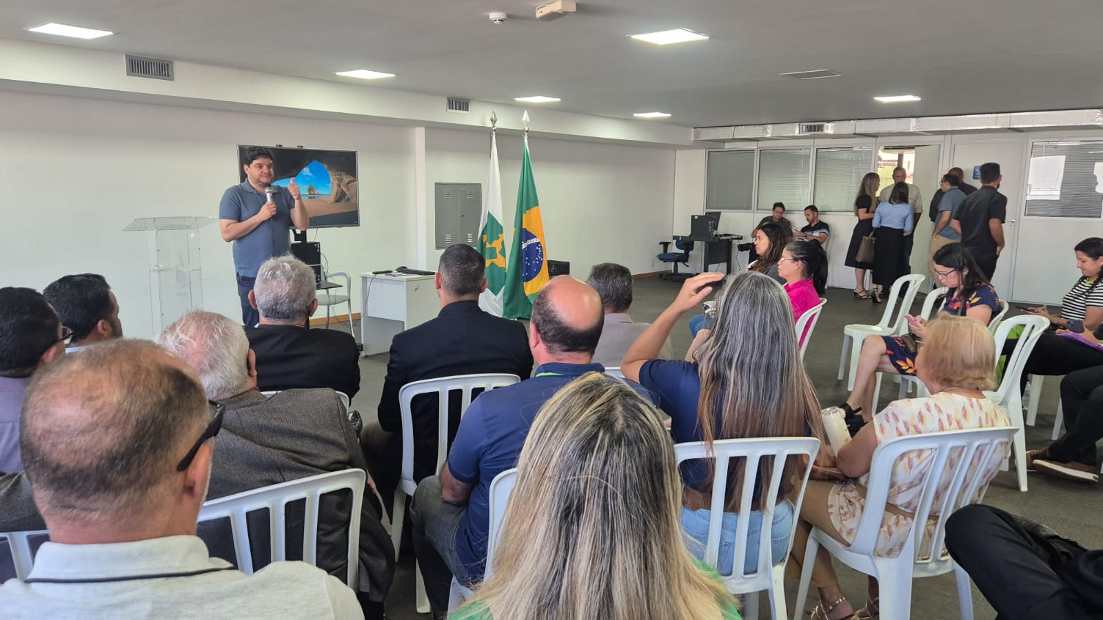 Dirigentes de entidades de cinco regiões do DF são convidados para reunião sobre Permissão de Uso