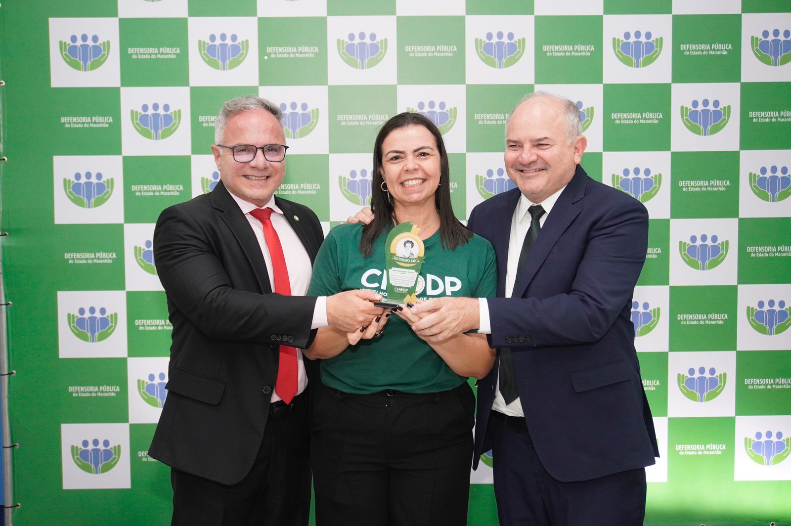 Defensoria Pública do DF recebe o Selo Esperança Garcia por boas práticas antirracistas