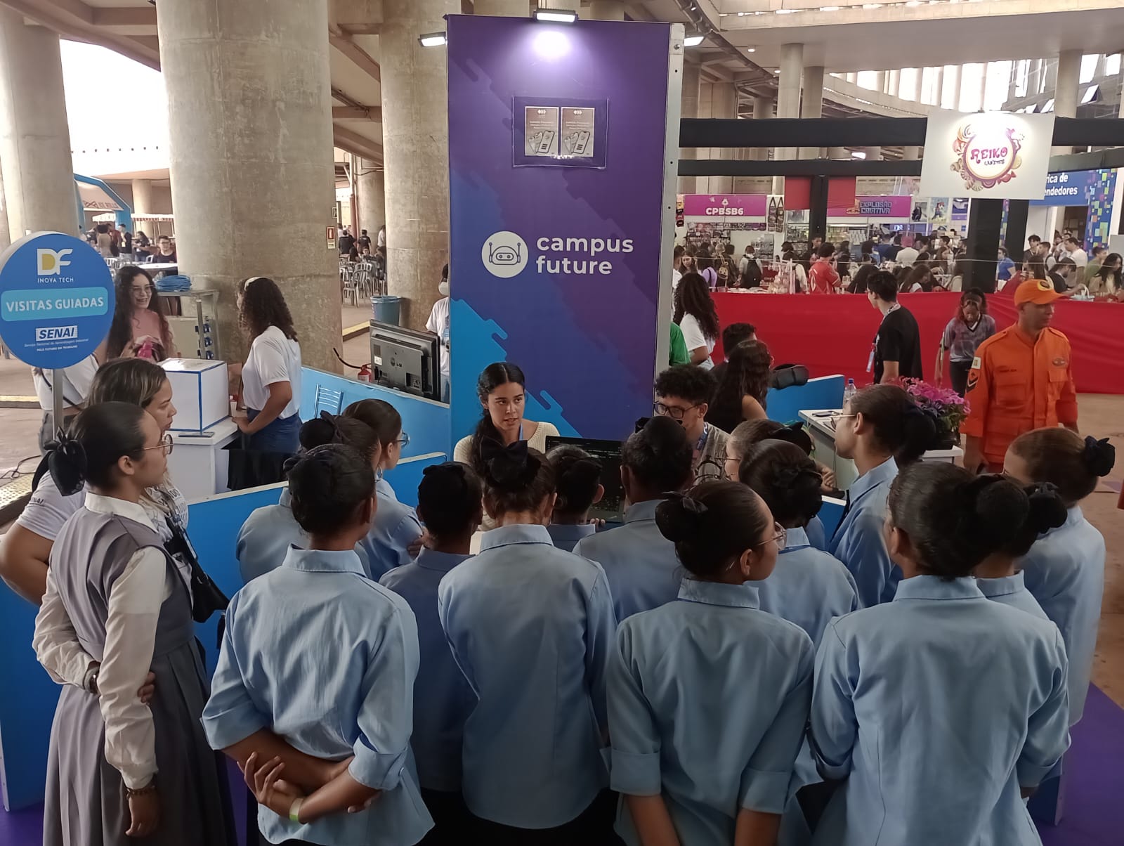 Estudantes da UnDF desenvolvem aplicativo apresentado na Campus Party Brasília