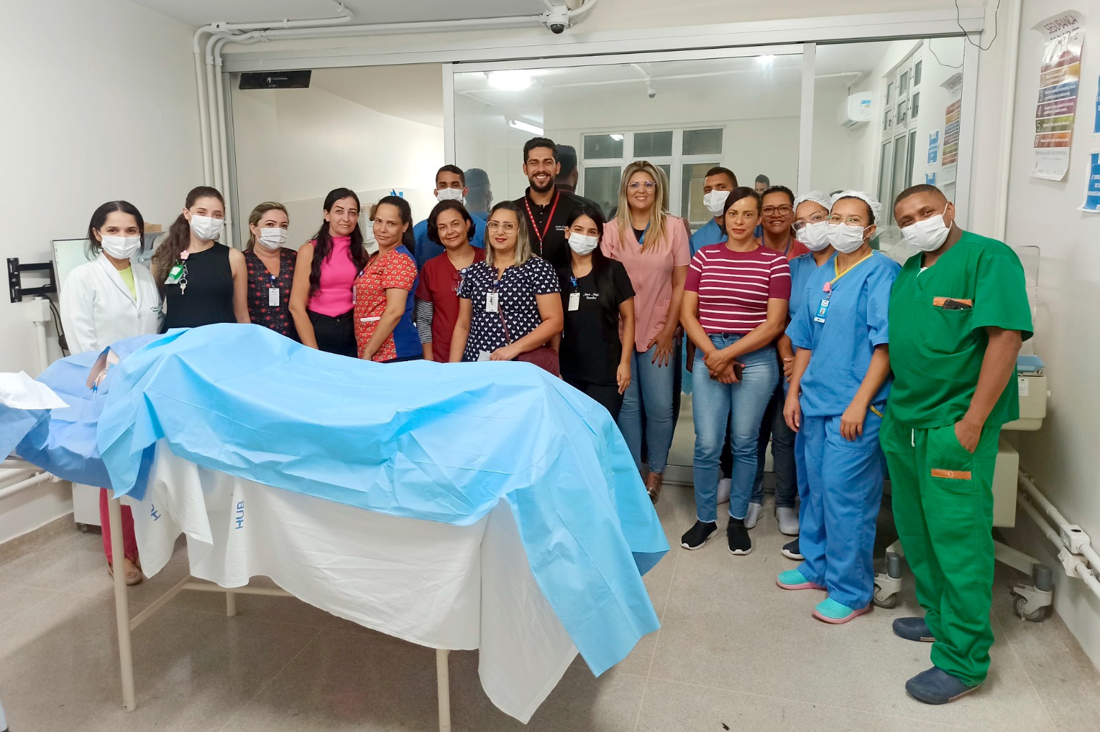 Colaboradores do HRSM passam por capacitação para prevenir infecção de corrente sanguínea