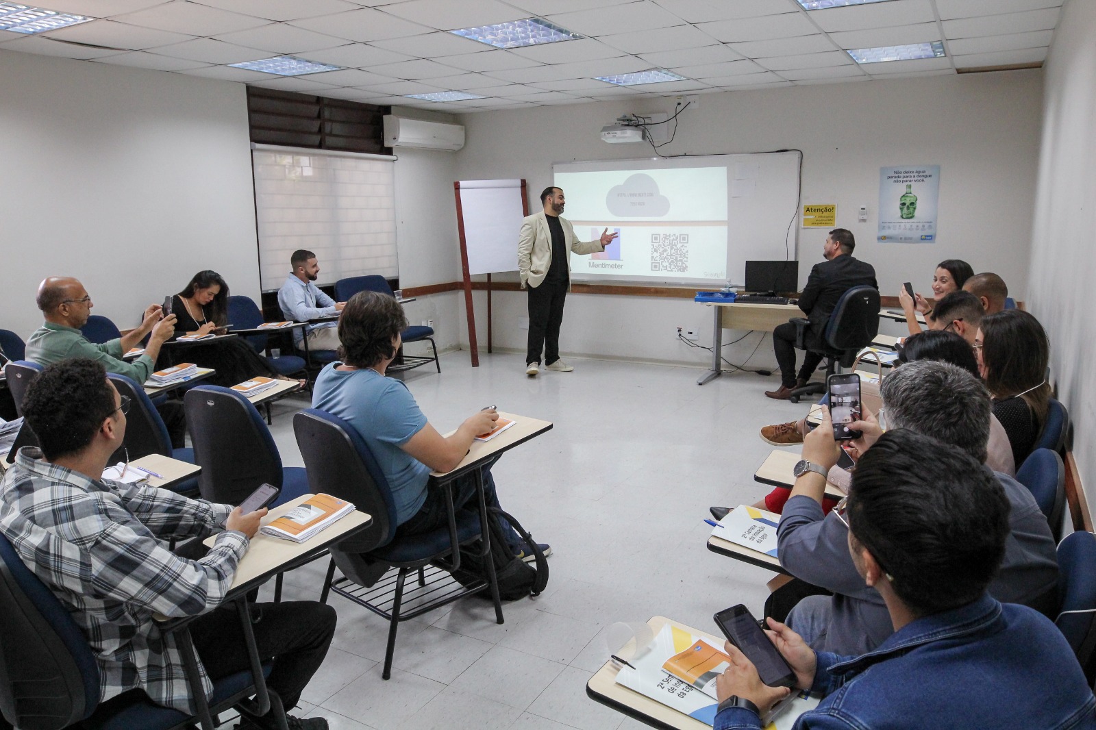 Capacitação de servidores da assistência social fortalece atendimento à população