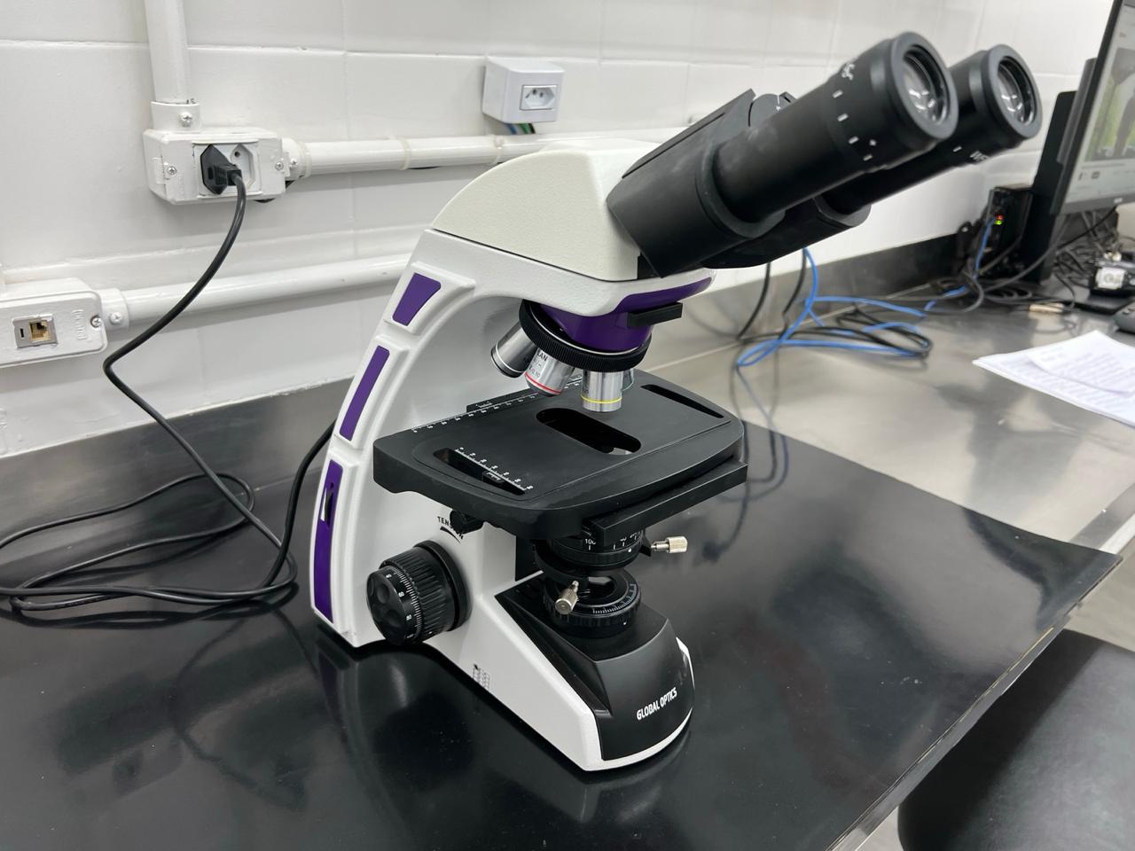 Laboratório público de Ceilândia adquire três novos microscópios ópticos
