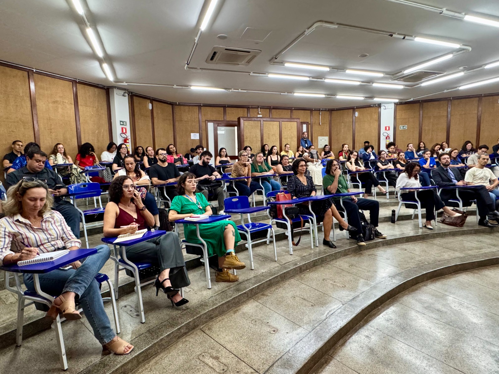 Professores da rede pública de ensino participam da primeira pós-graduação da UnDF