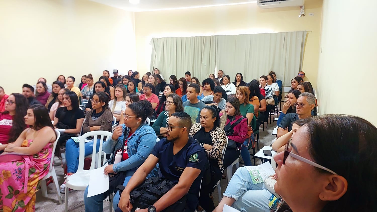 Cerca de 150 voluntários reforçam atendimento na rede pública de saúde do Gama e de Santa Maria