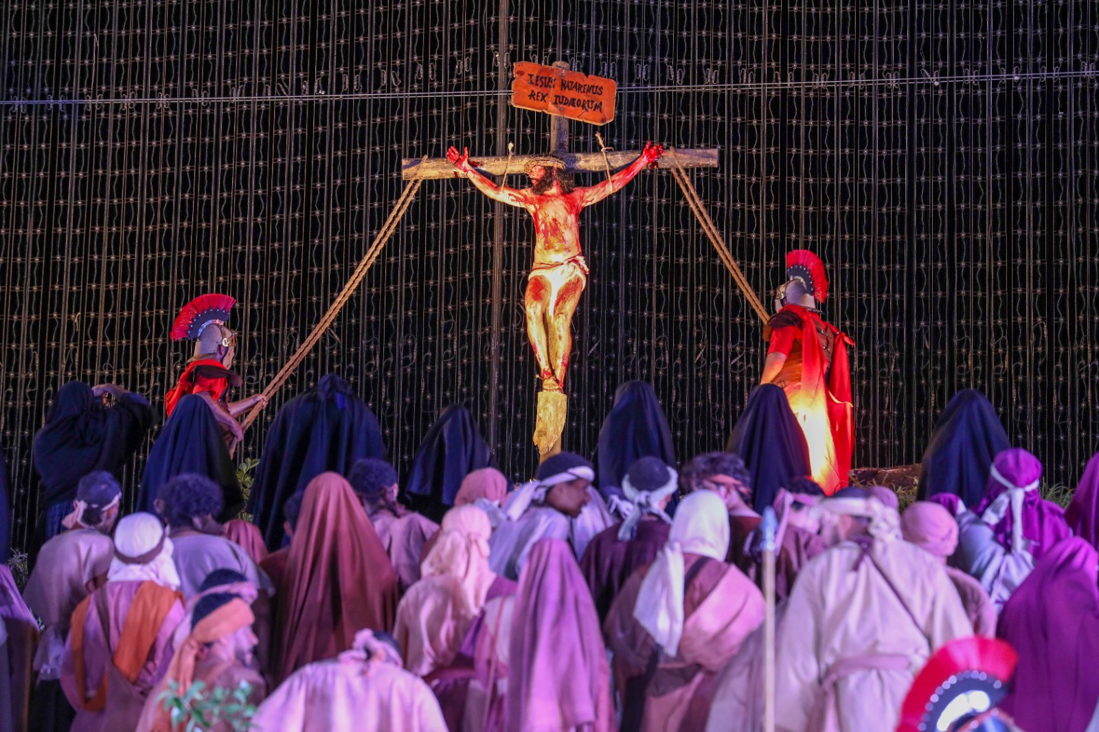 Via Sacra do Morro da Capelinha, em Planaltina, emociona milhares de fiéis
