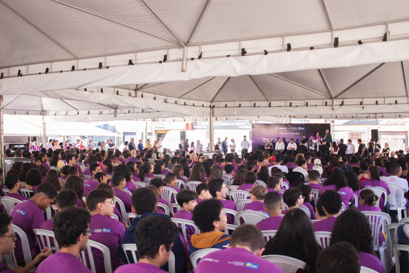 GDF entrega mil certificados a alunos do Brasil.IA no Riacho Fundo II