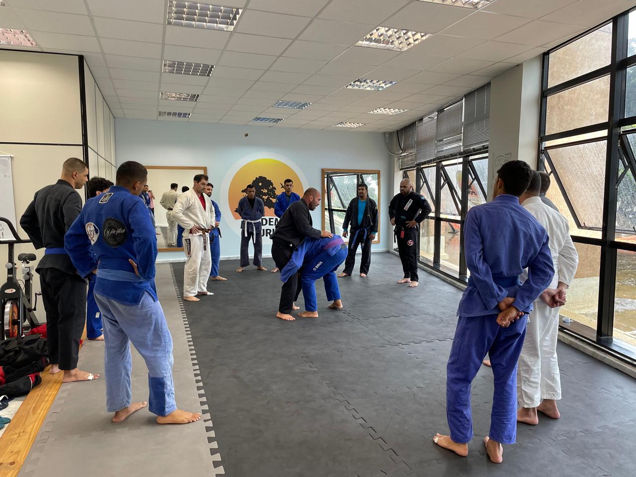 Pesquisa aponta alto índice de satisfação entre usuários da Academia Buriti do GDF