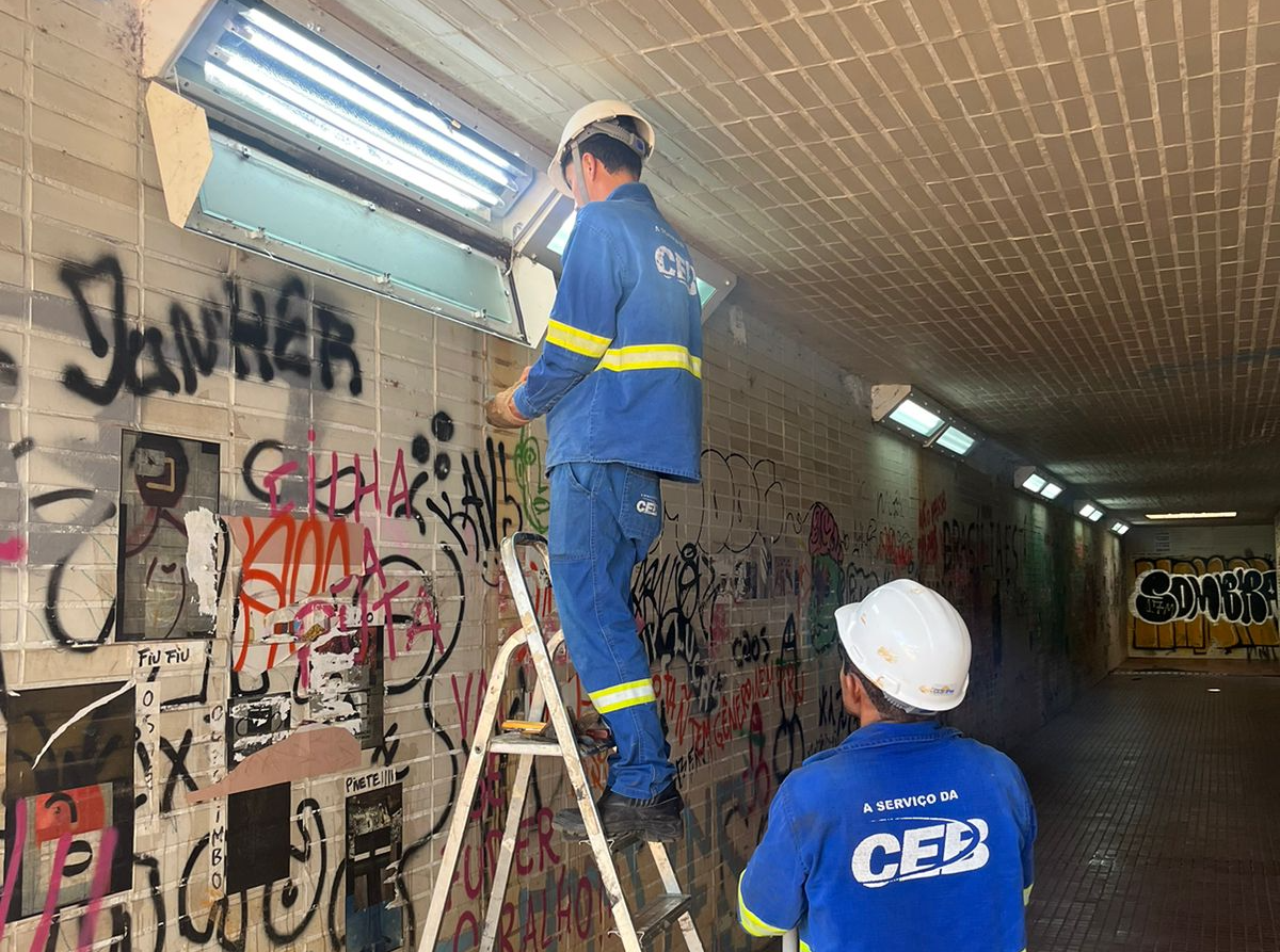 Mutirão fará manutenção da iluminação pública nas passagens subterrâneas do Eixão