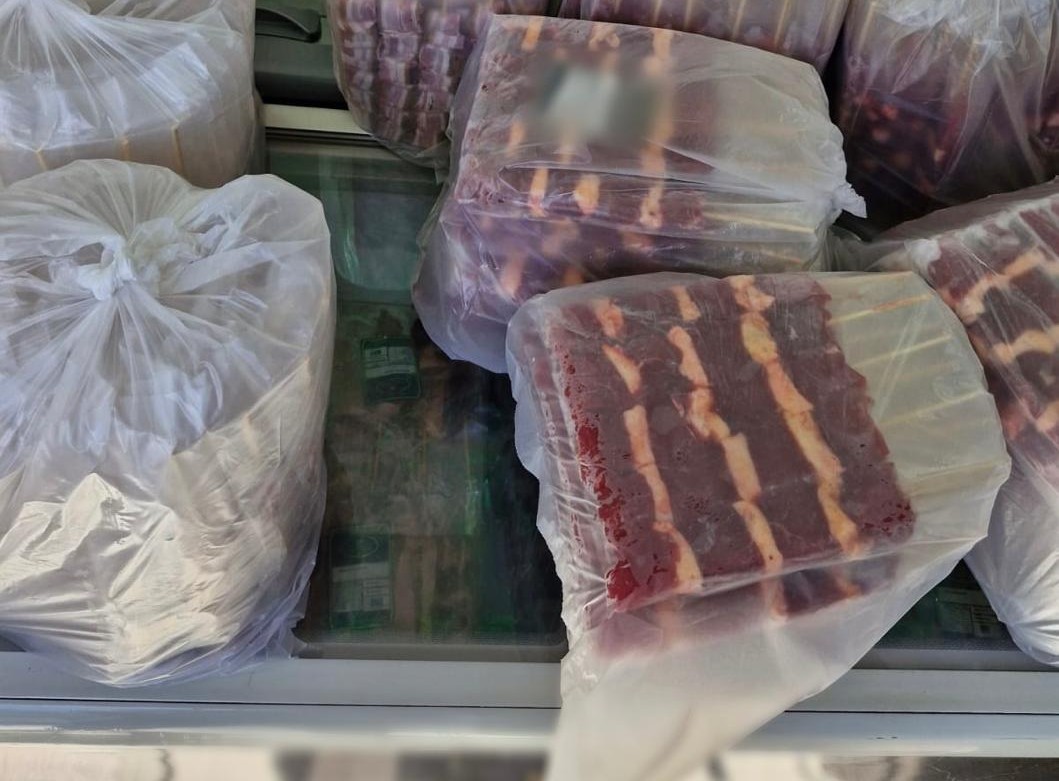 Mais de uma tonelada de carne clandestina é apreendida em Samambaia