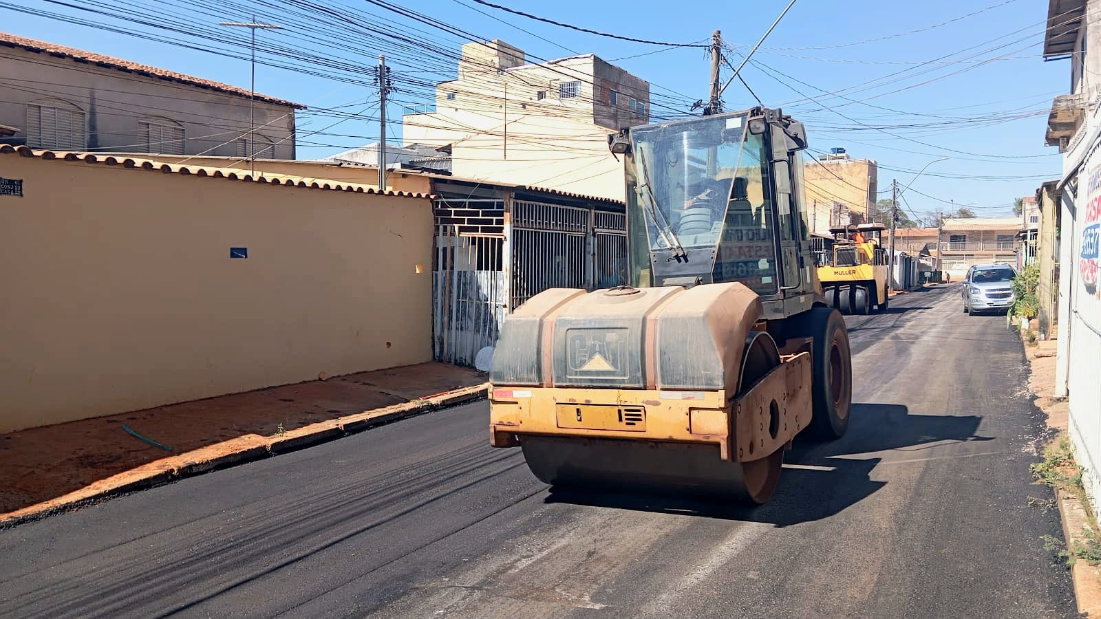 Vias da QN 1 do Riacho Fundo passam por recuperação asfáltica