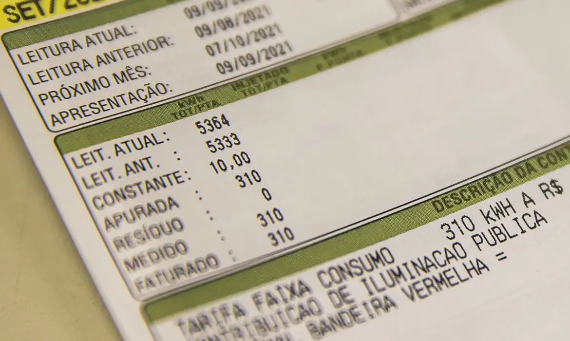 Quase 1 milhão de brasilienses terão desconto na conta de luz a partir de agosto