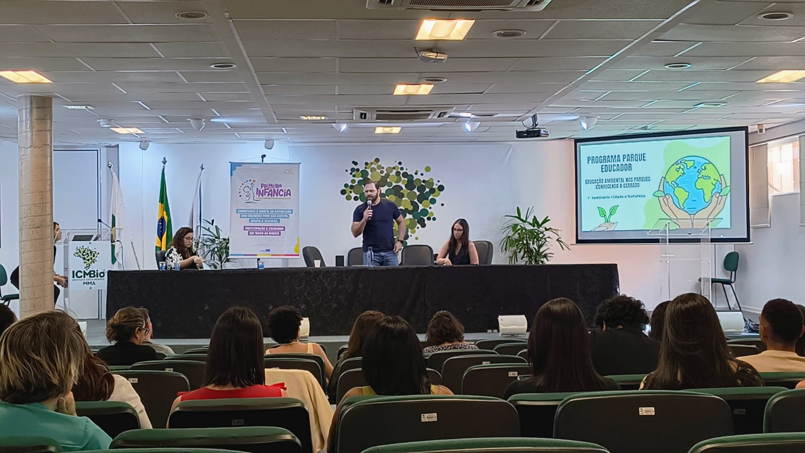 Seminário Cidade e Natureza contou com palestra sobre educação ambiental