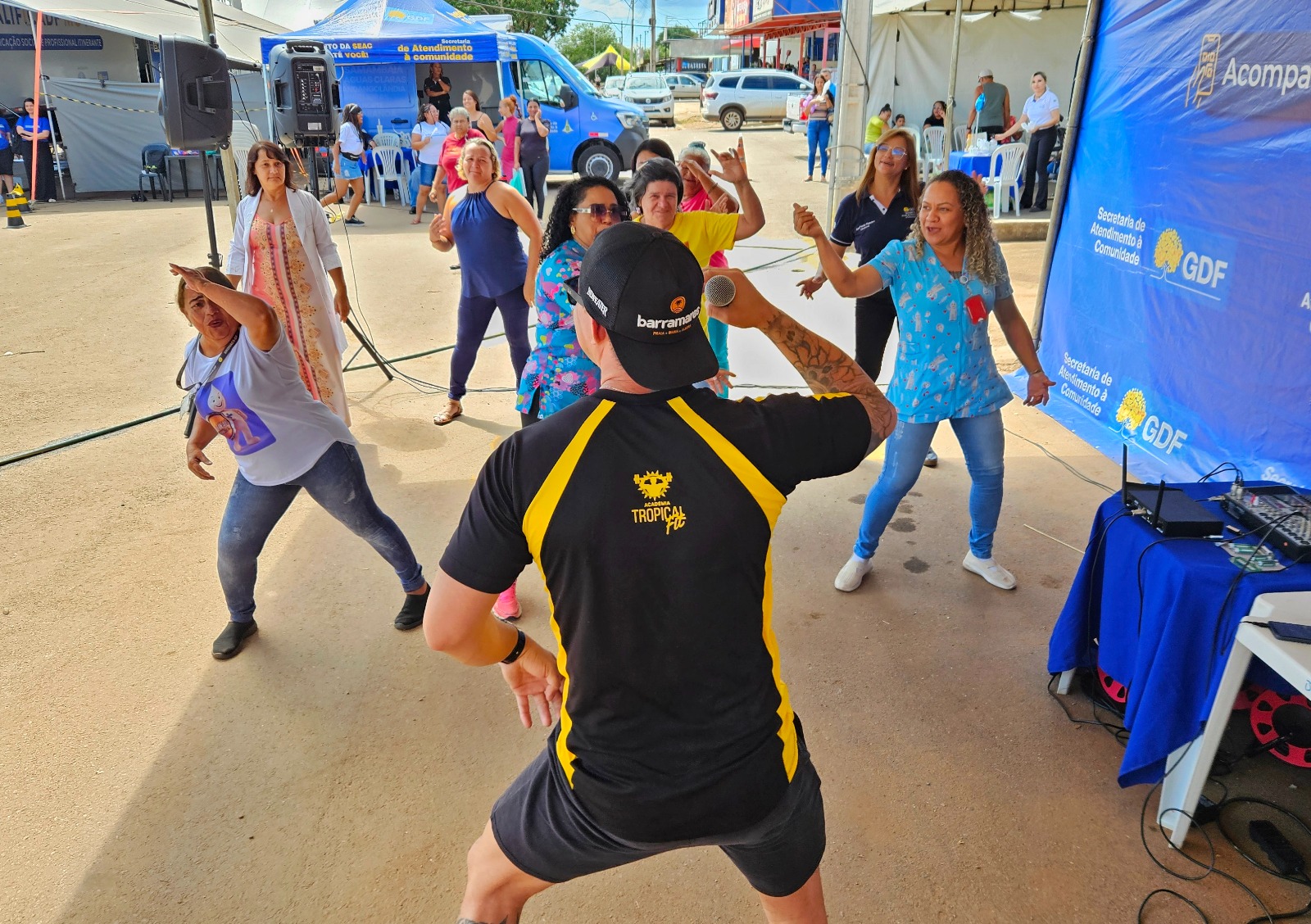 Projeto Ação Comunitária leva serviços gratuitos para a população de Água Quente