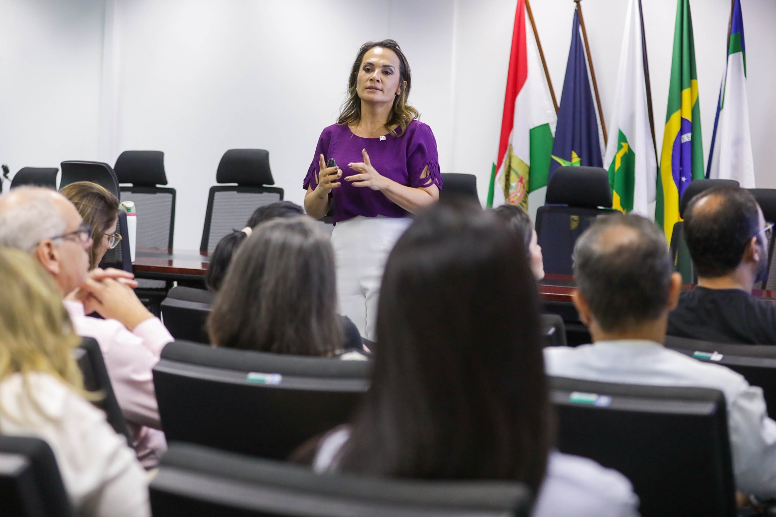 Primeira fase do curso Ressignificar já capacitou mais de 16 mil servidores para o enfrentamento à violência contra a mulher