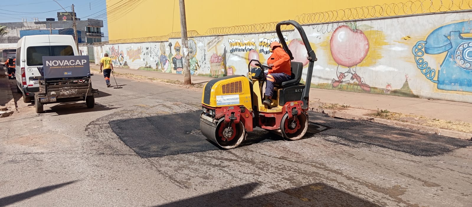 Novo asfalto melhora acessibilidade em acesso à UBS 14 no Condomínio Privê, em Ceilândia