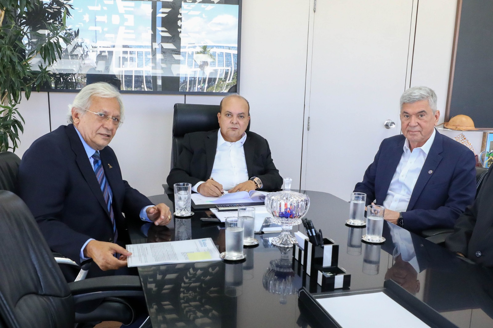 Caesb passa a prestar diretamente serviços de água e esgoto no DF