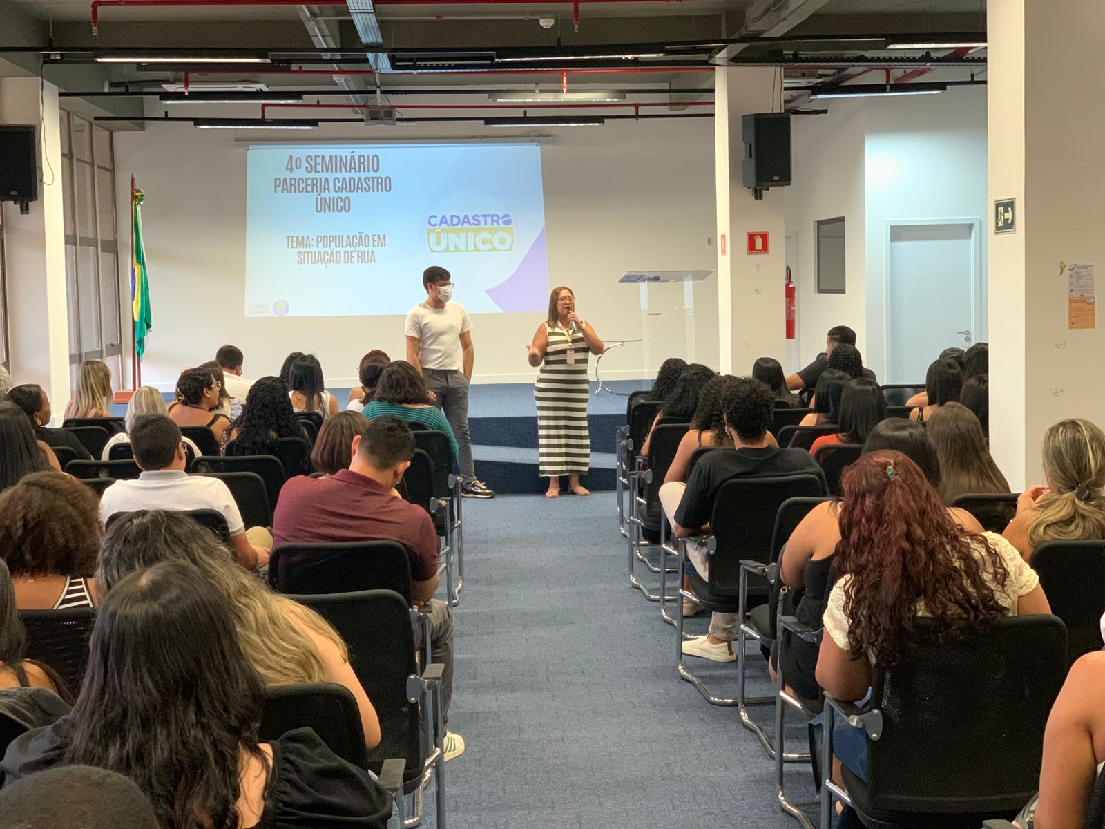 Seminário fortalece qualidade no atendimento de Cadastro Único para pessoas em situação de rua
