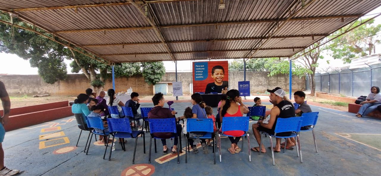 Mais de 200 migrantes e refugiados são capacitados para atuar em serviços de organização de ambientes no DF