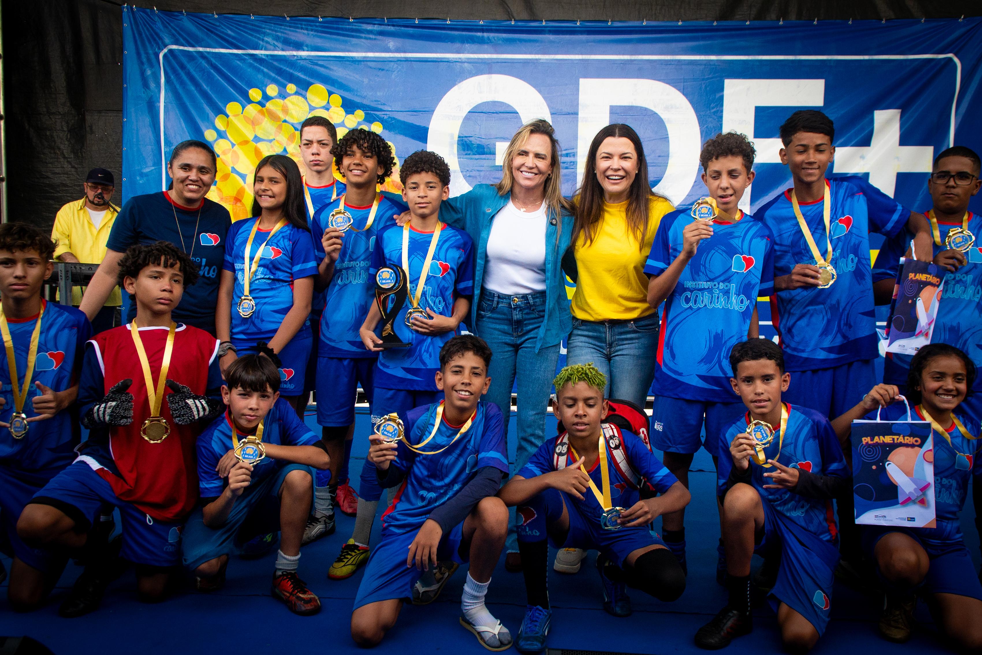 GDF Mais Perto do Cidadão leva serviços e lazer a mais de 4 mil pessoas em Ceilândia