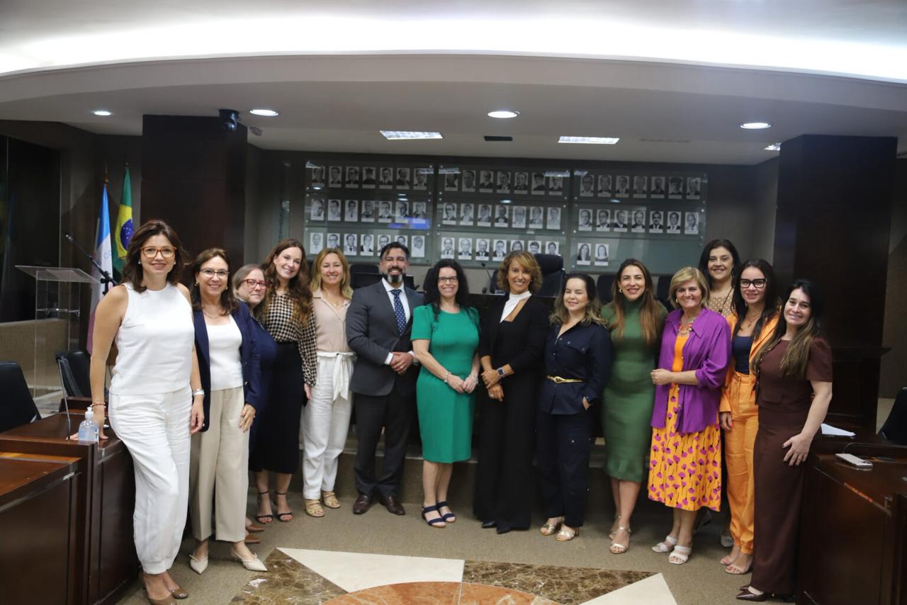 DF apresenta práticas de referência no enfrentamento ao feminicídio em evento no Espírito Santo