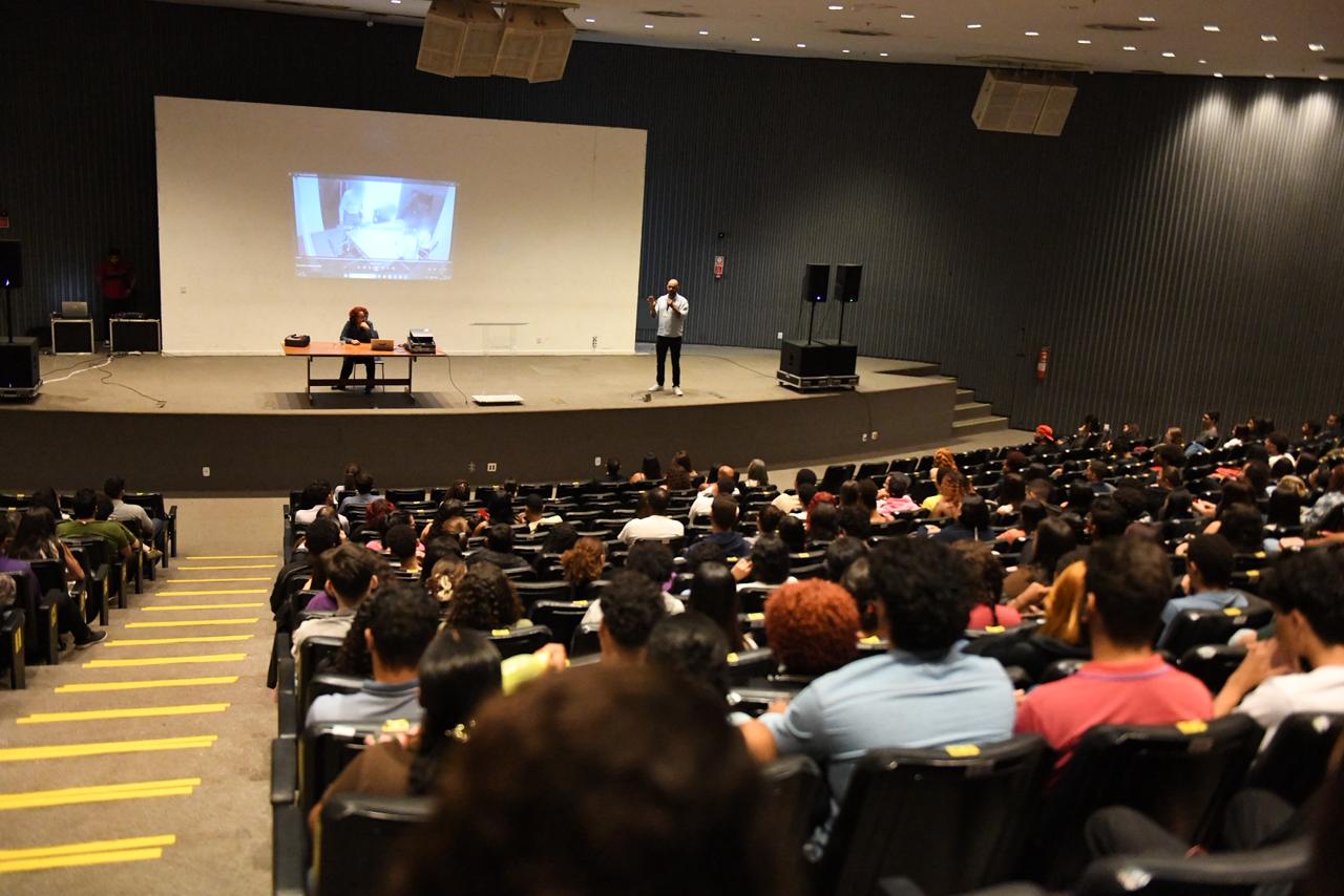 Letramento Racial capacitou mais de 7 mil pessoas em um ano