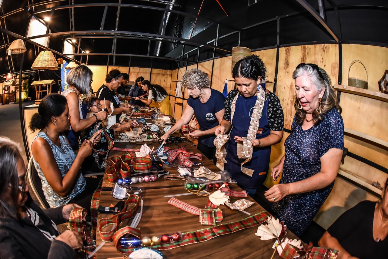 Feira de Natal do Empreendedor Criativo reúne 134 estandes ao lado da Biblioteca Nacional