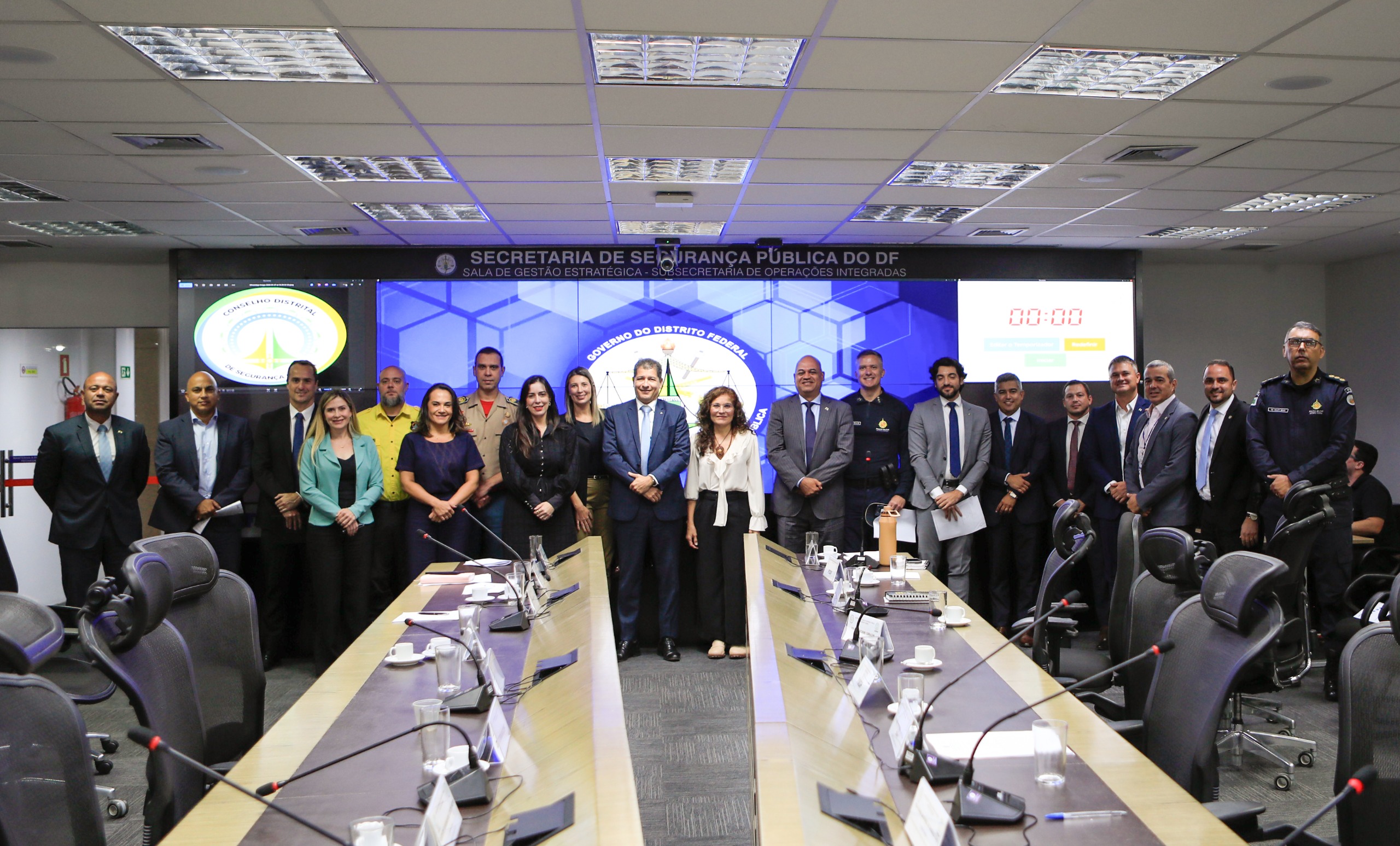 Conselho Distrital de Segurança Pública reforça atuação integrada no enfrentamento à violência no DF